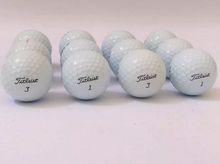 Cargar imagen en el visor de la galería, 15 BOLAS DE GOLF TITLEIST AVX