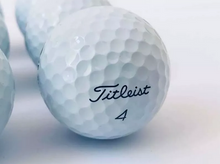Cargar imagen en el visor de la galería, 15 Pelotas De Golf Titleist ProV1 y ProV1x Premium
