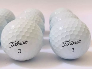 Pro V1 Docena Premium